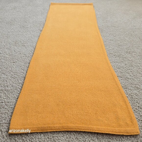 NWOT Everlane Cashmere Scarf Yellow Marigold - Picture 7 of 12